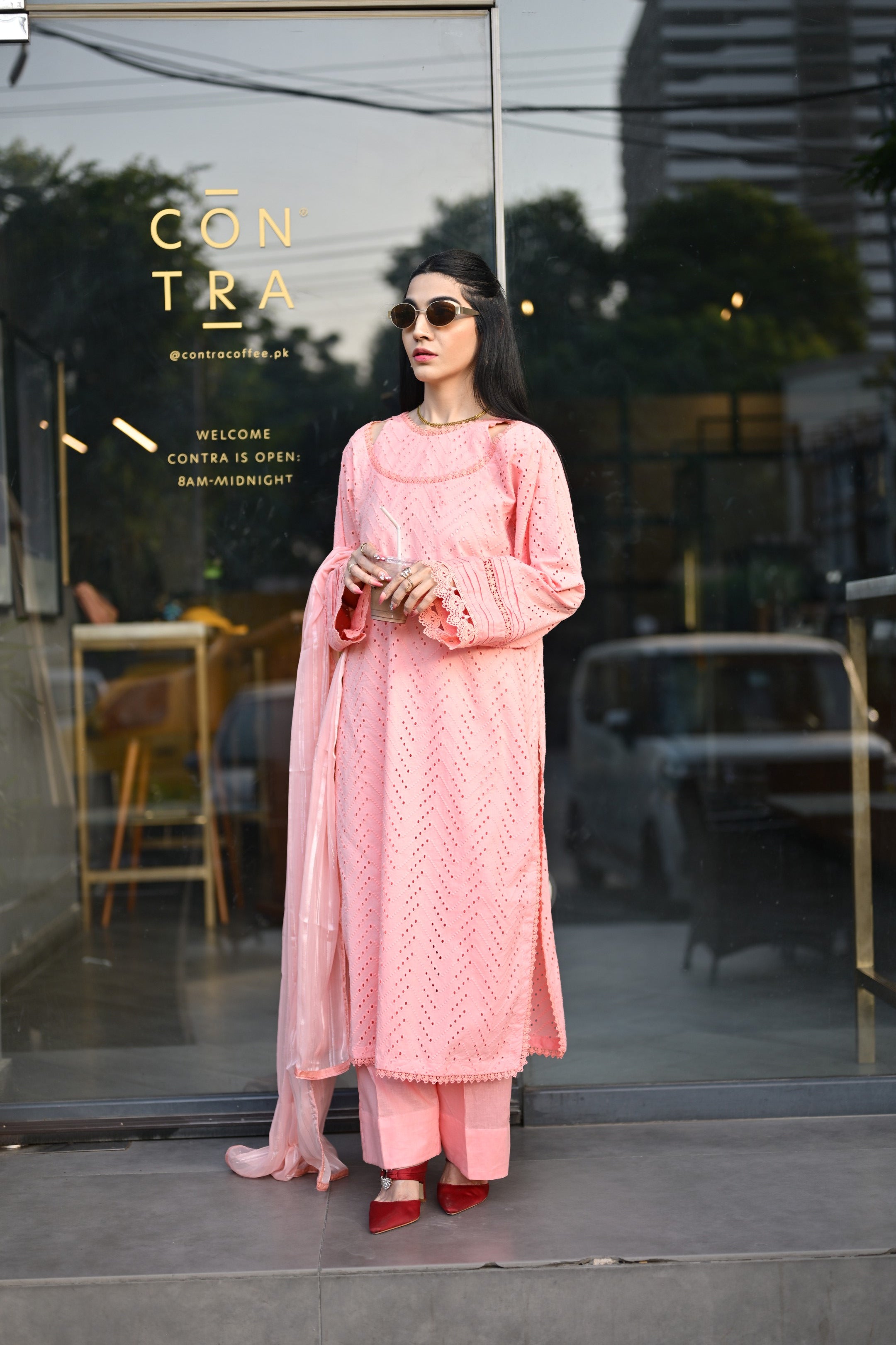Final full view of BEBANO’s Gulaabi Dastaan from Gulzar Collection — graceful pink 3-piece ensemble.